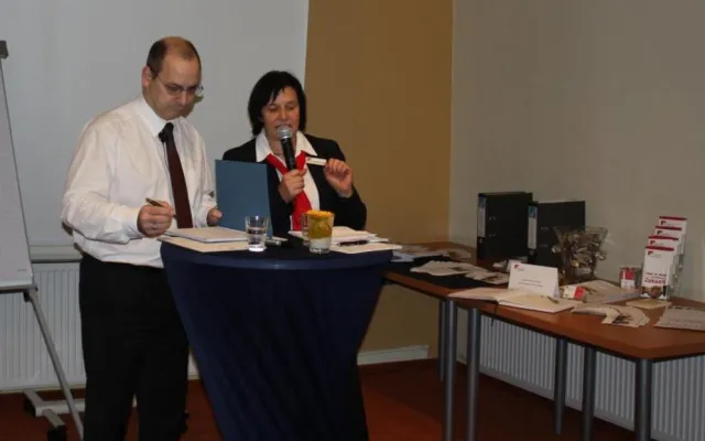 Bild: Aus der Praxis für die Praxis - Tipps zum Notfallordner für Unternehmer