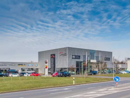 Bild: Jung, innovativ, elektrisch: Das Autohaus Brüggemann. Zukunftsweisender Service in Osnabrück