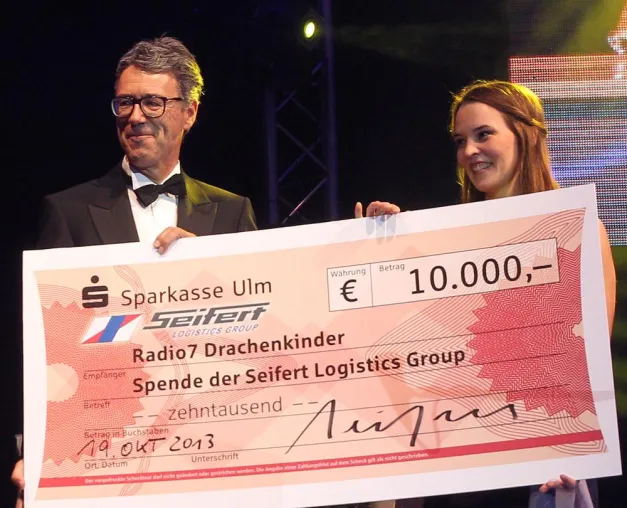 Eco Performance Award: Seifert Logistics spendet Preisgeld im Rahmen der „Charity Night“ Bild: Eco Performance Award: Seifert Logistics spendet Preisgeld im Rahmen der „Charity Night“