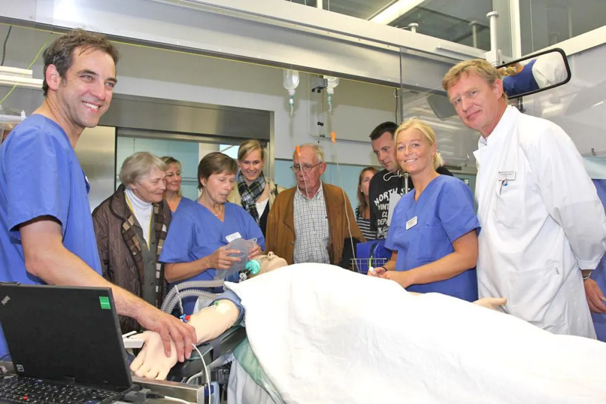 Medizin zum Anfassen - beim Tag der offenen Tür in Damp