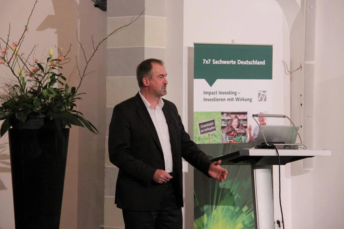 Wie Investieren mit Wirkung für Stiftungen möglich ist, erläuterte Andreas Mankel (7x7invest AG).