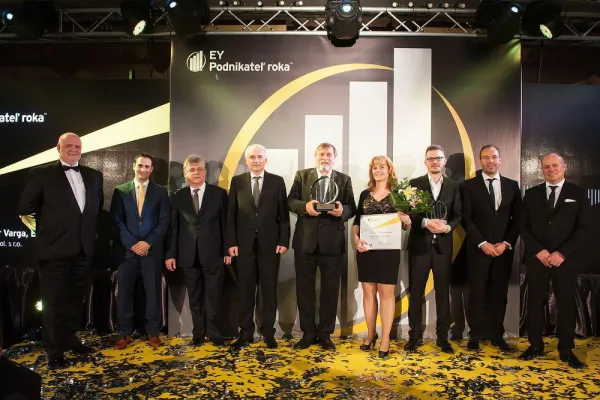 Bild: MicroStep zum Unternehmen des Jahres 2014 gekürt