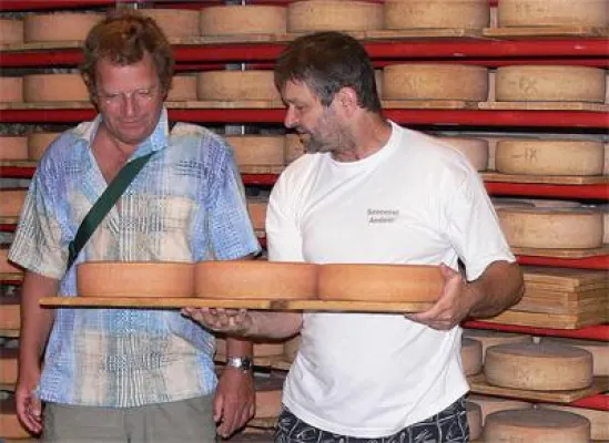 Bild: Neuer Vertriebsweg für Bio-Spezialitäten aus den Alpen: Großhandel Berggenuss eröffnet Onlineshop