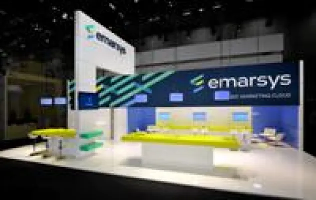 Bild: Messeauftritte folgen dem Corporate Design – in der Regel.