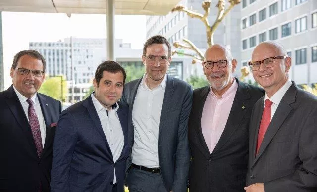 Die Party geht weiter: Neues Leben für alte Bürogebäude, gerade in B- und C-Lagen Bild: Die Party geht weiter: Neues Leben für alte Bürogebäude, gerade in B- und C-Lagen