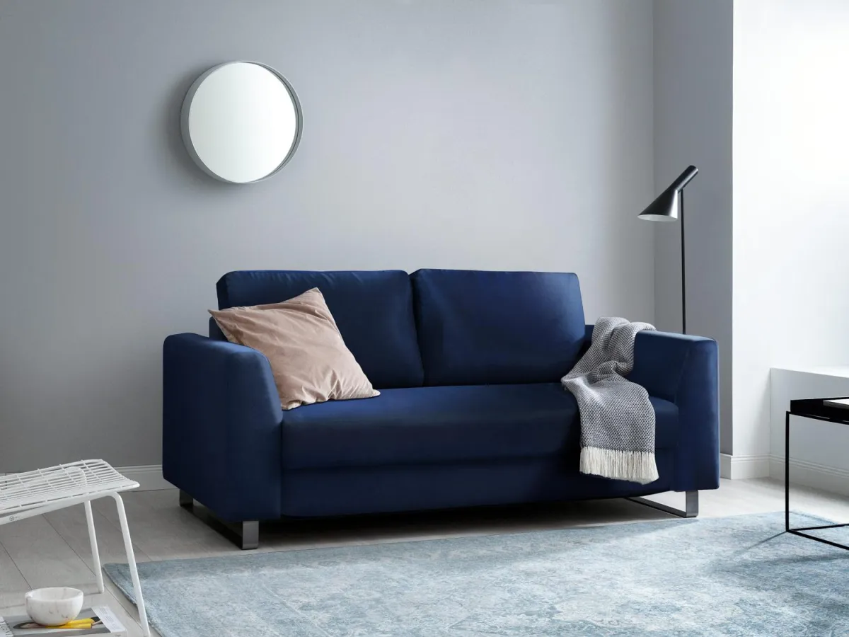Bruno Schlafsofa aus blauem Samt