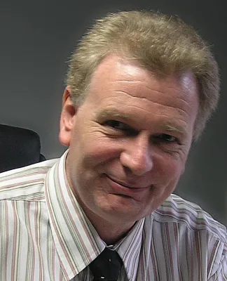 Medien machen Meinung - Vortrag über Pressearbeit beim ALSTER BUSINESS CLUB Bild: Medien machen Meinung - Vortrag über Pressearbeit beim ALSTER BUSINESS CLUB