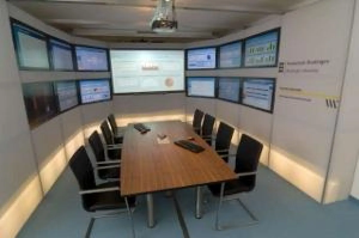 So werden die Besucher das Management Cockpit auf der CeBIT erleben