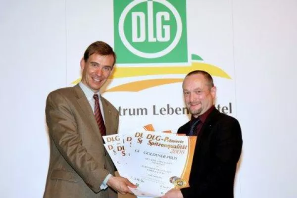 Bild: DLG belohnt Bio-Qualität von fünf Burkhardt Fruchtsäften mit „Gold“