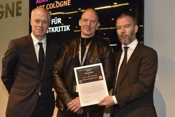 Bild: Öffentliche Ausschreibung zum ADKV-ART COLOGNE Preis für Kunstkritik 2017