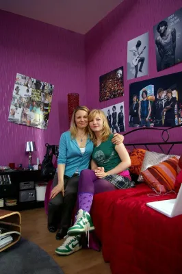 „Tapetenwechsel“ - DGK und eitelsonnenschein mit neuer TV-Kampagne zur HPV-Schutzimpfung Bild: „Tapetenwechsel“ - DGK und eitelsonnenschein mit neuer TV-Kampagne zur HPV-Schutzimpfung