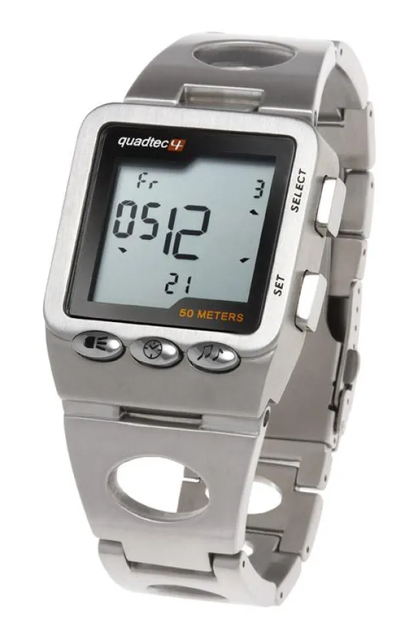 Immer die verbleibenden Minuten zur vollen Stunde im Auge - analog meets digital bei der QUADTEC