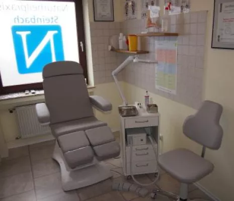 Bild: Naturheilpraxis Steinbach, Konz: Medizinische Fußpflege vom Heilpraktiker