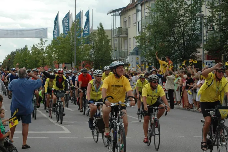 Aktuelle Bilder von der BR-Radltour bei goodbild eingestellt Bild: Aktuelle Bilder von der BR-Radltour bei goodbild eingestellt