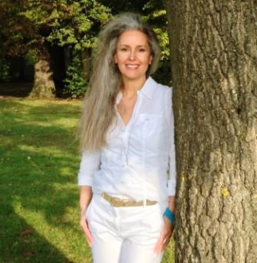 Manuela Starkmann führt durch den Event 