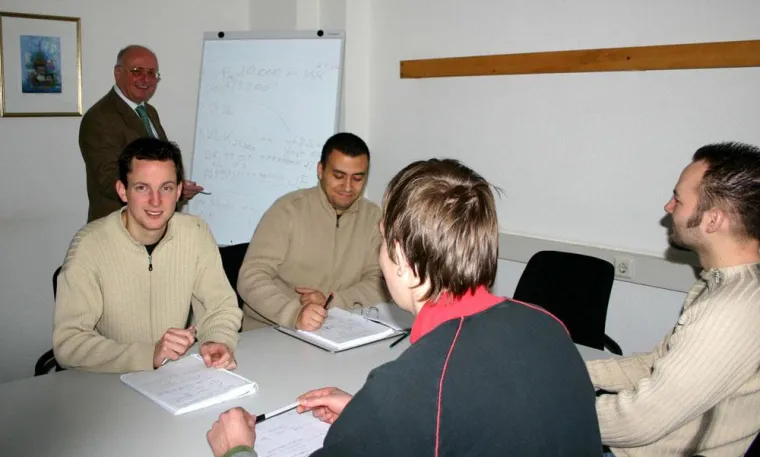 Rheinische Fachhochschule Köln informiert über das berufsbegleitende MBA-Programm Bild: Rheinische Fachhochschule Köln informiert über das berufsbegleitende MBA-Programm