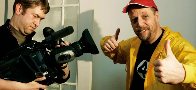 Bild: Dresden: SMUDO rappt bei "ELIXIER - Das Musical" / Bitterfeld-Rap auf Videowand