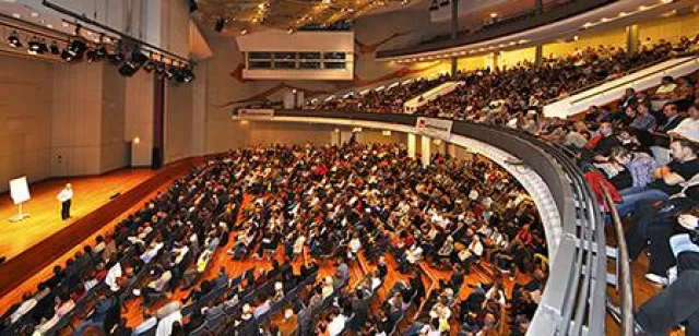 Bild: Vortrag vom Fitness-Guru Andreas Bredenkamp in Moers