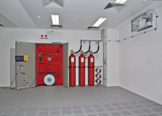 Brandschutzexperte strebt neue VdS- Anerkennung 3877 für Door-Fan-Prüfmethode an Bild: Brandschutzexperte strebt neue VdS- Anerkennung 3877 für Door-Fan-Prüfmethode an