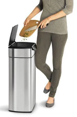 Bild: Mit simplehuman einen Schritt weiter zur Profiküche