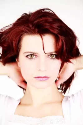 Bild: Sabrina Stern - Ryanne geht, wenn Sabrina Stern kommt...