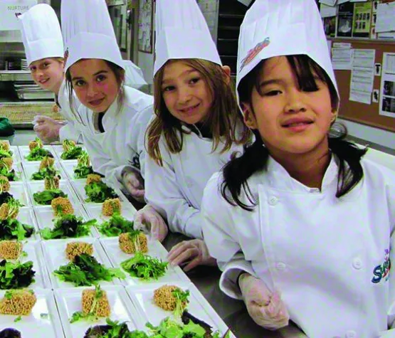 „SuperChefsTM“ kreieren neue Kinderkarte Bild: „SuperChefsTM“ kreieren neue Kinderkarte