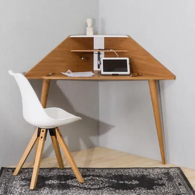 Eckretär. Das raumsparende Homeoffice für die Ecke Bild: Eckretär. Das raumsparende Homeoffice für die Ecke