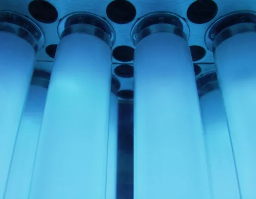 Bild: Licht gegen Viren und Bakterien: Mit UV-C-Licht Gesundheit und Ressourcen schützen