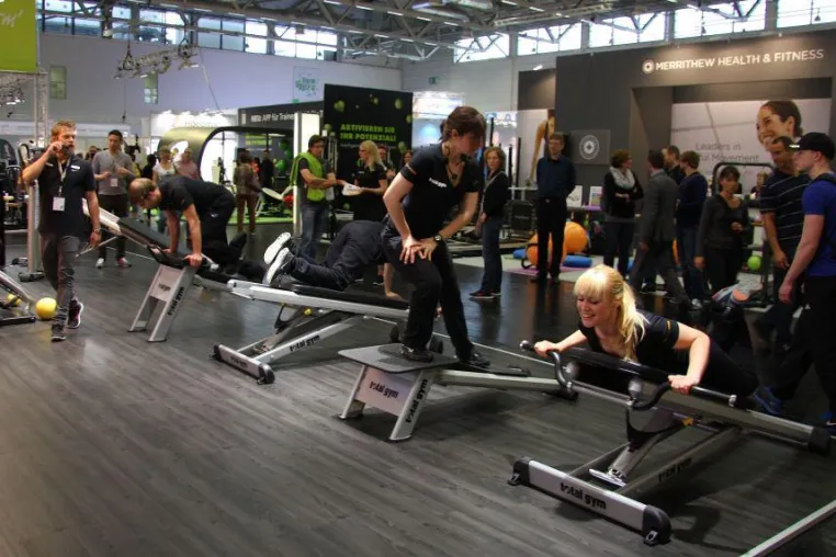 crosscorpo präsentierte Elevate Line auf der FIBO Bild: crosscorpo präsentierte Elevate Line auf der FIBO