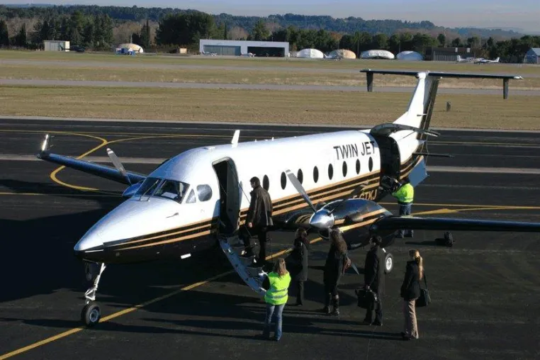 TwinJet erweitert das Flugangebot nach Lyon Bild: TwinJet erweitert das Flugangebot nach Lyon