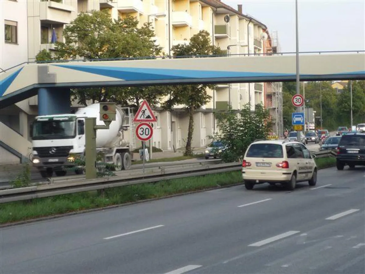 Blitzer Mc Graw Graben stadtauswärts