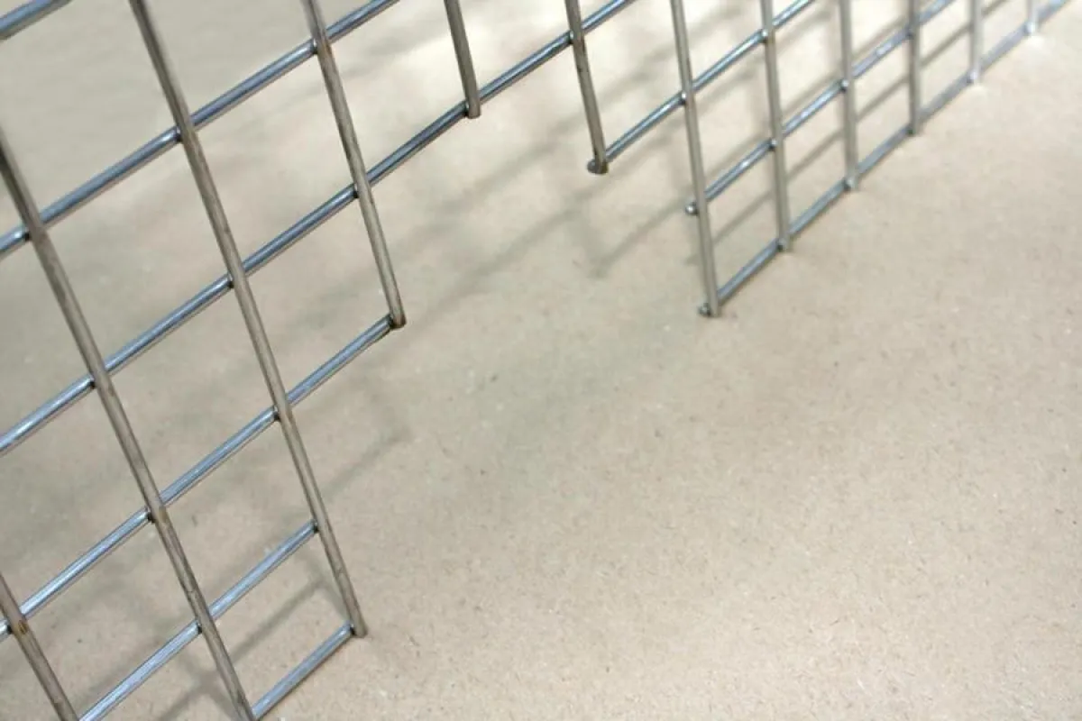 Betafence liefert Schweißgitter nach Kundenwunsch.