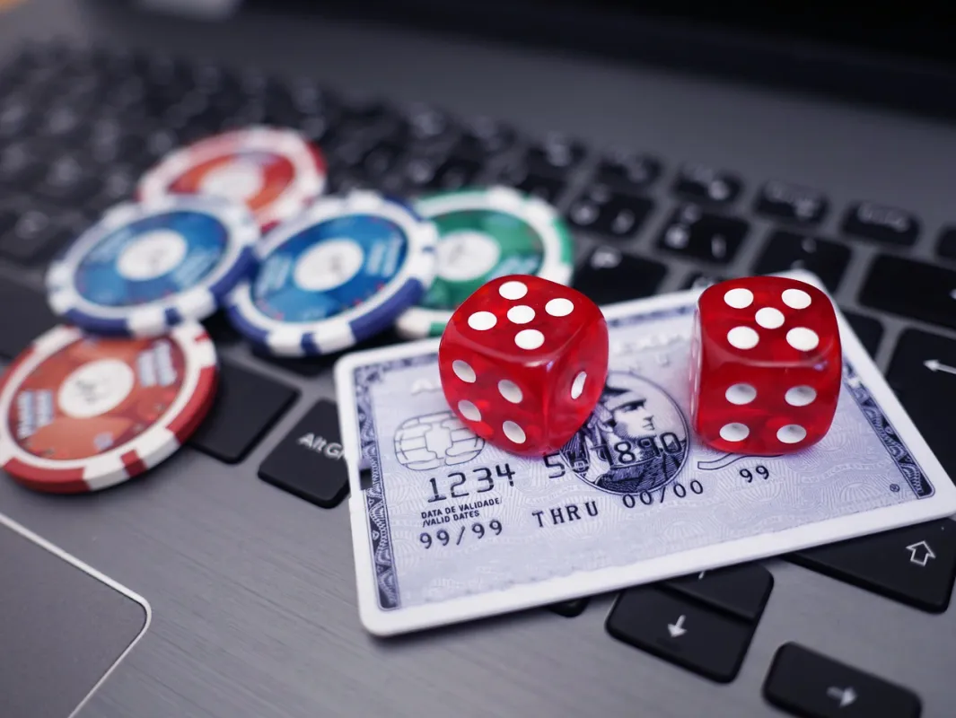 Rückerstattung Onlinecasino (© @pixabay/besteonlinecasinos)