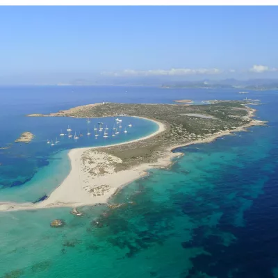 Bild: Käufer gesucht: Privatinsel vor Ibiza, exklusiv bei VLADI PRIVATE ISLANDS