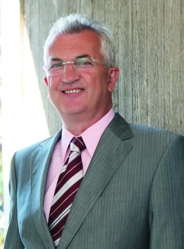 Raymond Homo