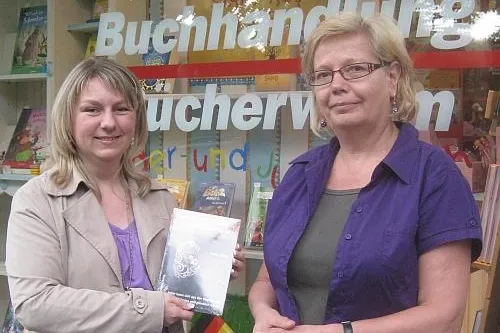 Bild: Buchhändler reagieren auf die große Nachfrage zur Erstveröffentlichung