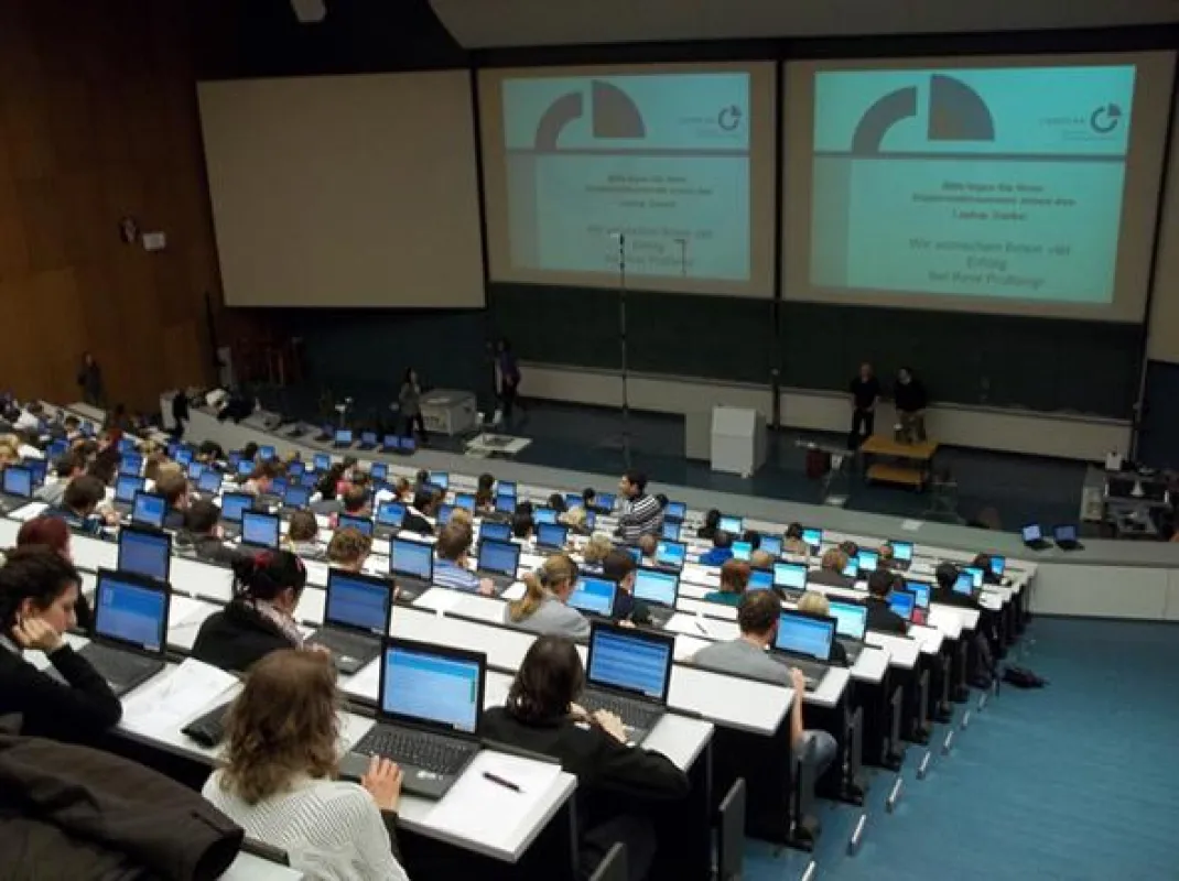 E-Klausur im Hörsaal der Universität Tübingen