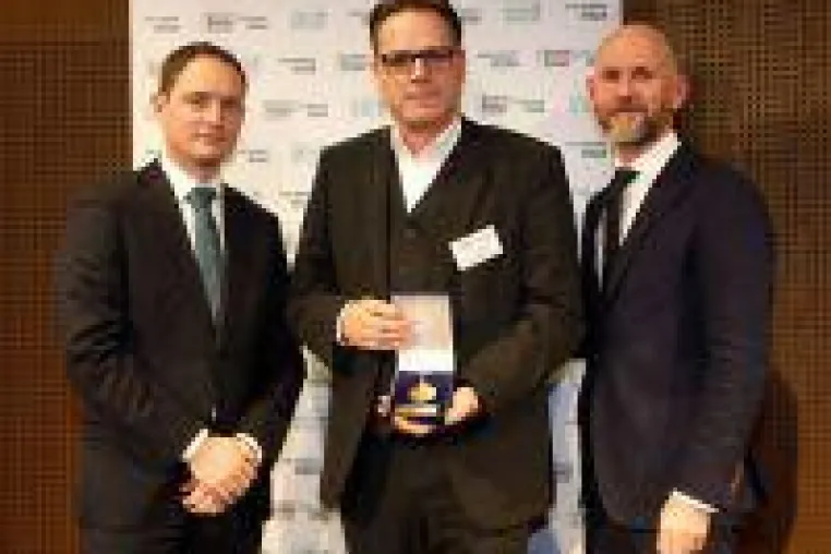 Bild: Dr. Dietrich Müller GmbH erhält European Business Award für Digitalisierung