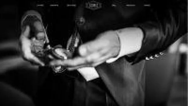 Bild: Daniel George, ein Fotograf und Philanthrop aus Hannover mit Gespür für Feines