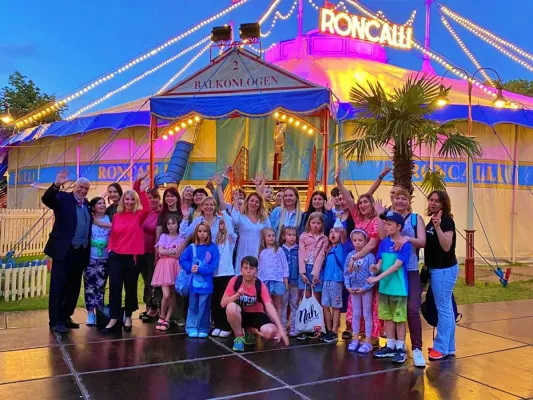 Bild: Circus Roncalli sponsert Karten für Bewohnerinnen und Unterstützer der Residenz im Blohms Park