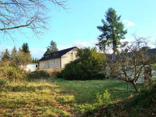 Bild: Neues Grundstück in Erlangen-Sieglitzhof erworben