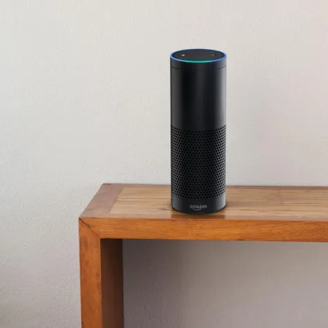 Bild: Alexa, der cloud-basierte Sprachdienst im Hotelzimmer.