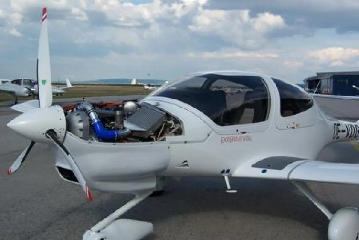 Gemeinsam mit dem Flugzeughersteller Diamond Aircraft hat die MBtech Group einen Vierzylinder-Common