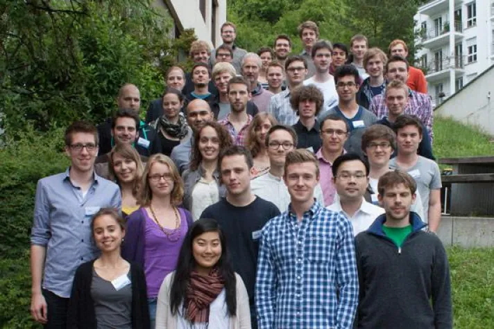 Bild: Rethinking Economics: ESB Studenten informieren sich über drängende Forschungsfragen