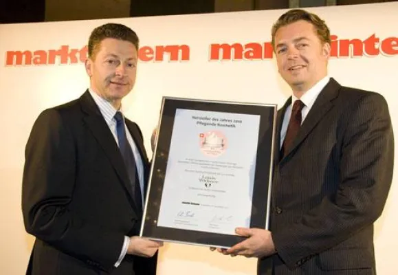 Louis Widmer Kosmetik: Die Nr. 1 bei Deutschlands Apothekern Bild: Louis Widmer Kosmetik: Die Nr. 1 bei Deutschlands Apothekern