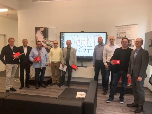 Bild: RGF gewinnt SHARP zum Partner für Bürokommunikations-Lösungen