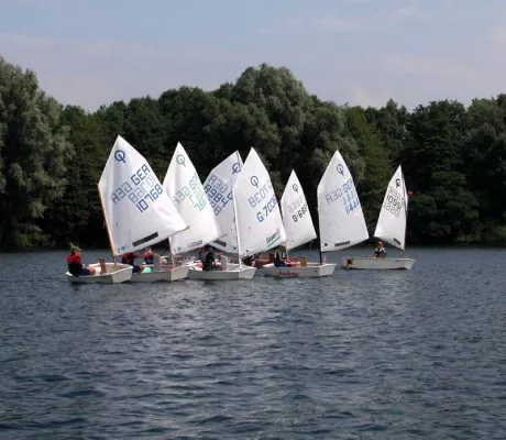 Bild: Segeltraining für Kinder und Jugendliche aus Düsseldorf und dem Bergischen Land