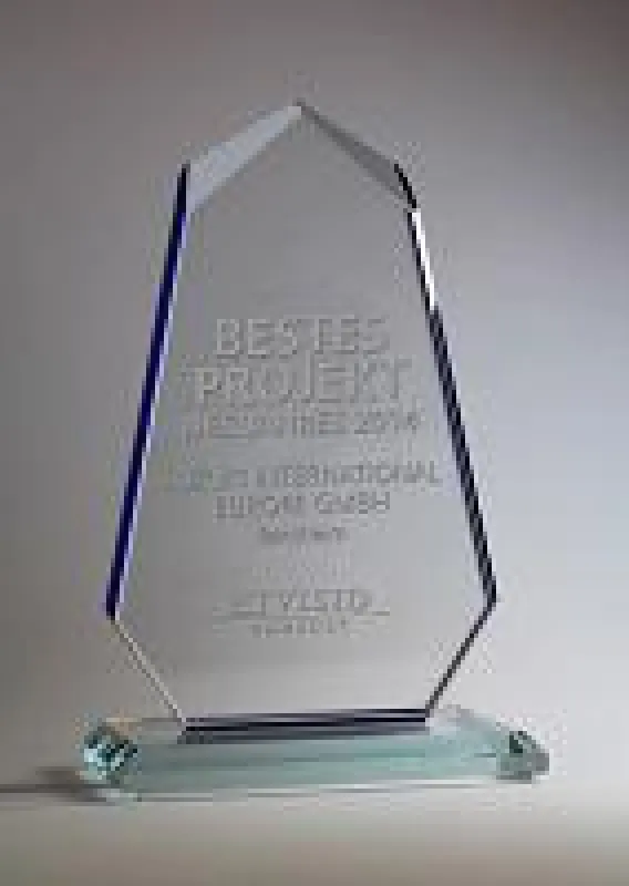 Das Symbol exzellenter Business Intelligence-Projekte – der ATVISIO Award 2014 aus reinstem Kristall