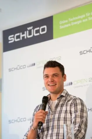 Bild: Golfprofis verfolgen Fußball-EM