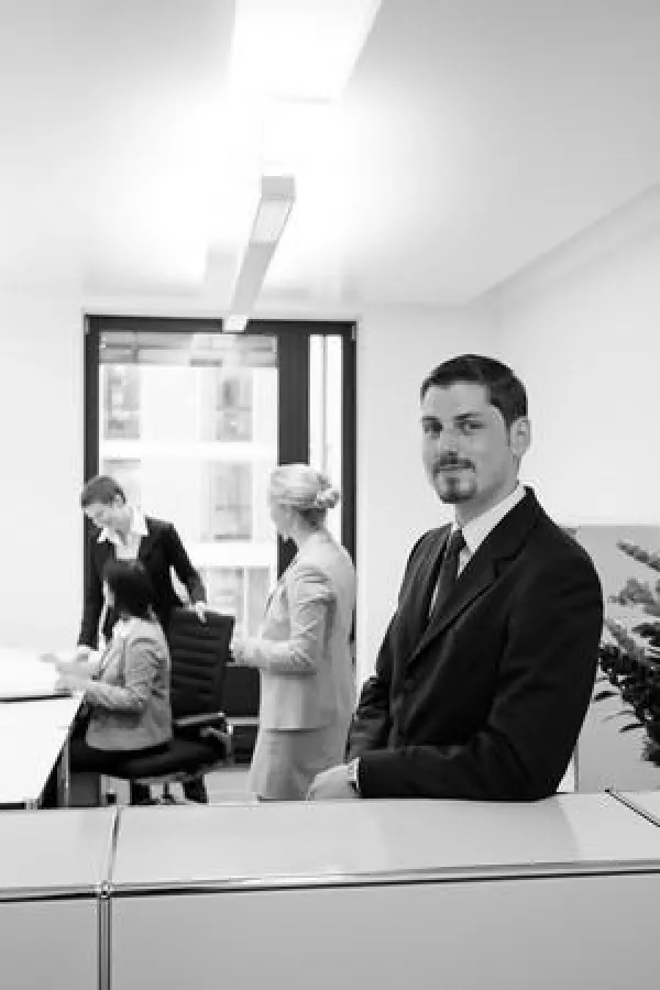 KAP Rechtsanwälte | Thema: Clerical Medical - Rückzug vor dem BGH